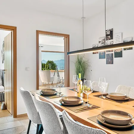 Apartment Am - Seeblick Bergblick Modern Neu *